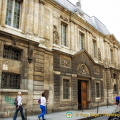Musée Carnavalet entrance on rue de Sévigné